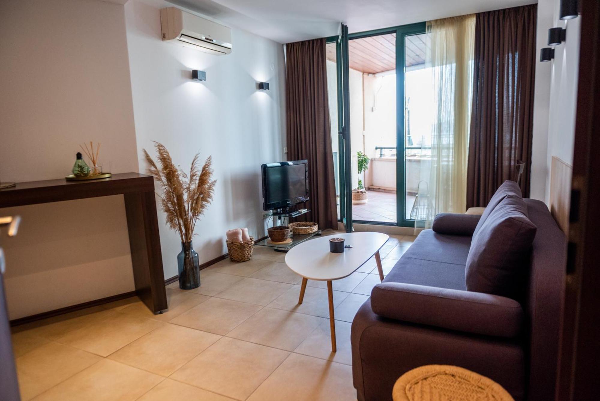 Marina Balchik Apartment Exterior photo